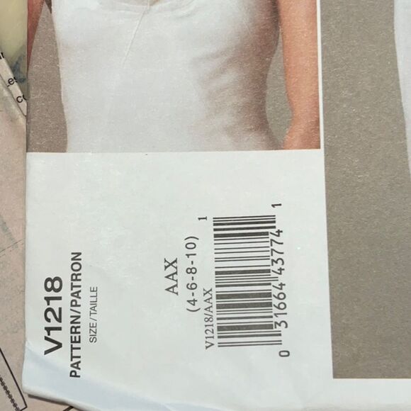 Vogue pattern, 1218, Donna Karan Collection. - Picture 4 of 5